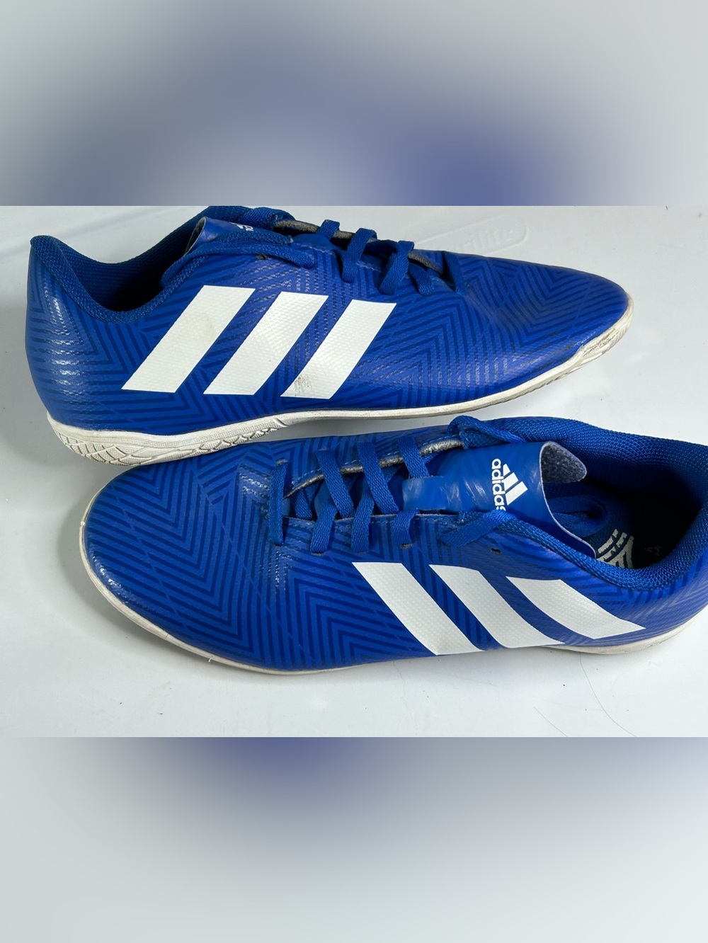 ADIDAS size 6 Nemeziz tango 18.4 indoor soccer shoes